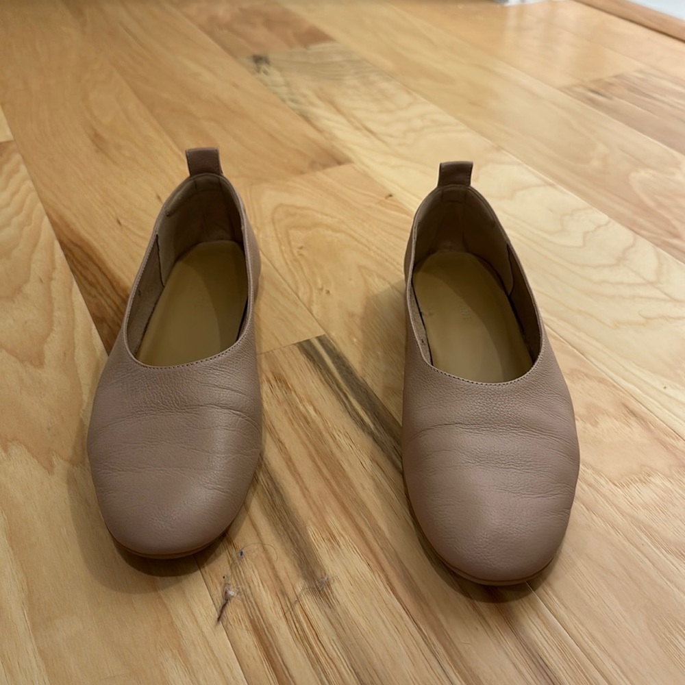 Everlane glove slides